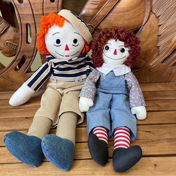 Bundle of 2 VTG Large Raggedy Andy Rag Doll Pair Handmade Yarn Hair Grannycore - Picture 1 of 10